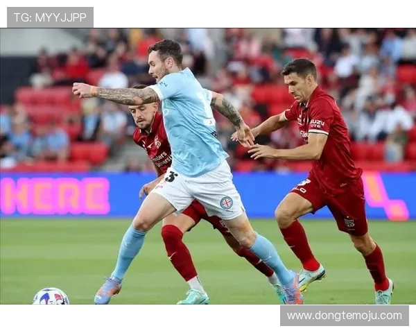 悉尼女足迎战墨尔本胜利女足巅峰对决精彩纷呈引发球迷热烈期待 悉尼女足迎战墨尔本胜利女足巅峰对决精彩纷呈引发球迷热烈期待